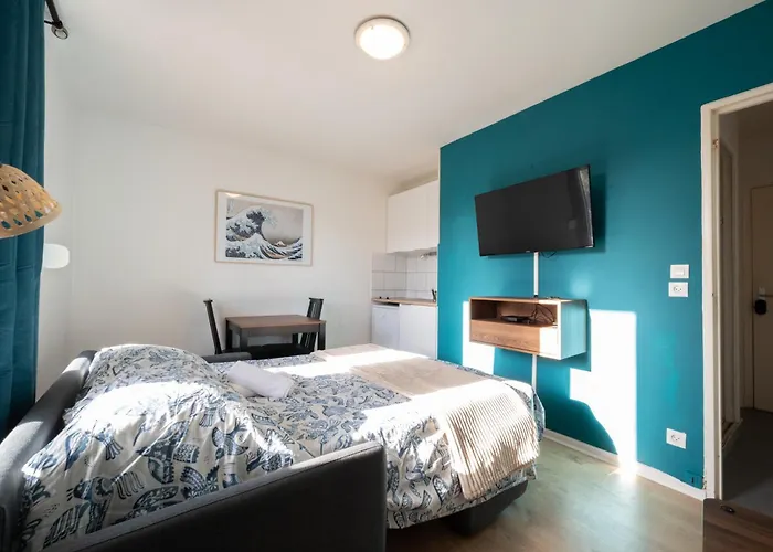 Kokoro - Parking * Рамонвиль-Сент-Ань