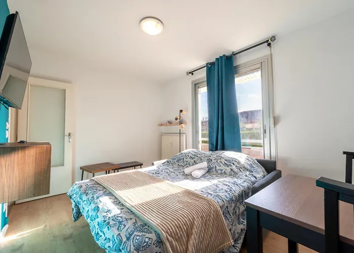 Апартаменты Kokoro - Parking